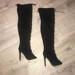 Women’s Tie up Boots